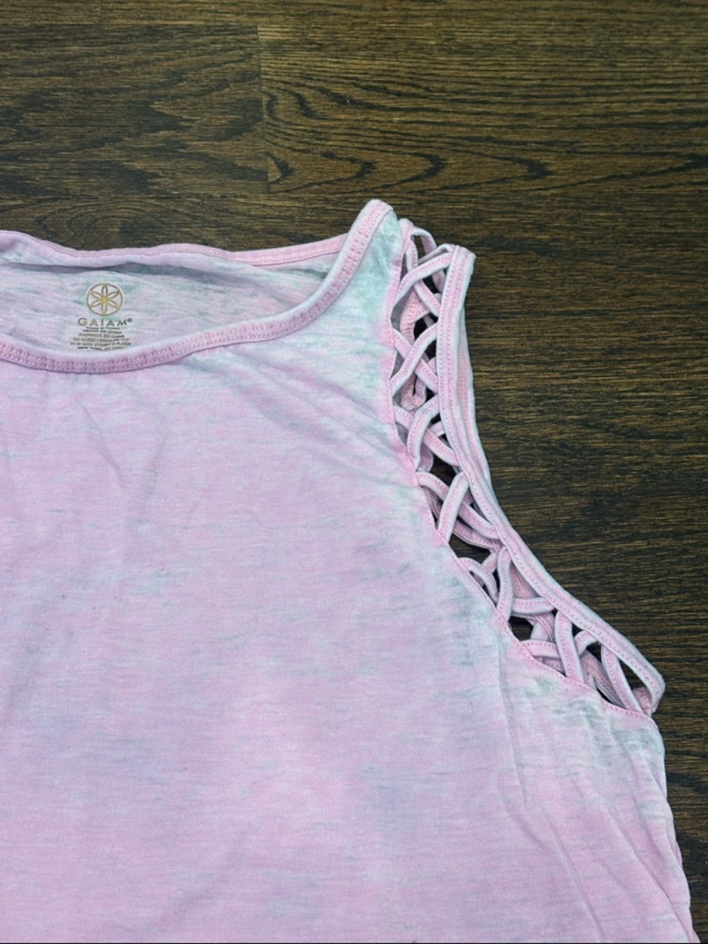 GAIAM Women’s Light Pink Lattice-Shoulder Tank Top Size Medium - Picture 4 of 6